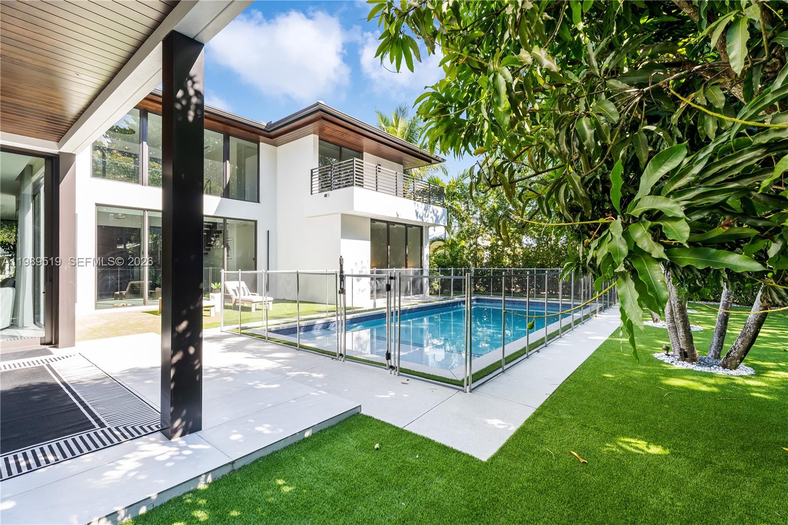 VICTORIA PLACE - Residential