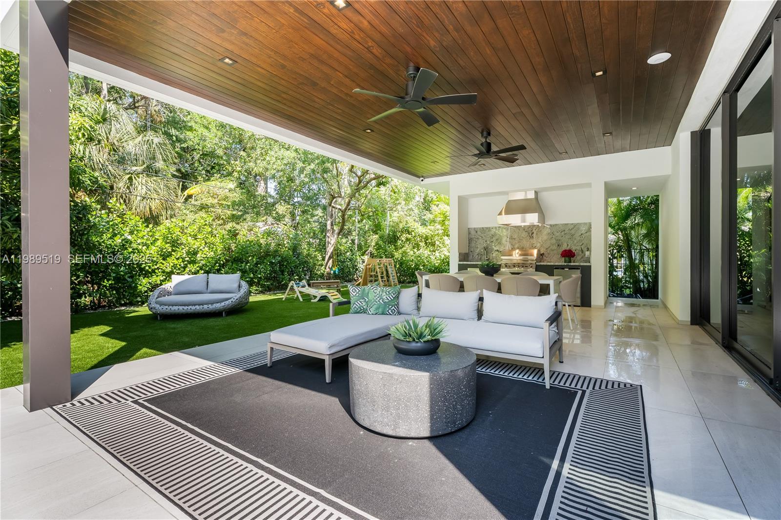 VICTORIA PLACE - Residential