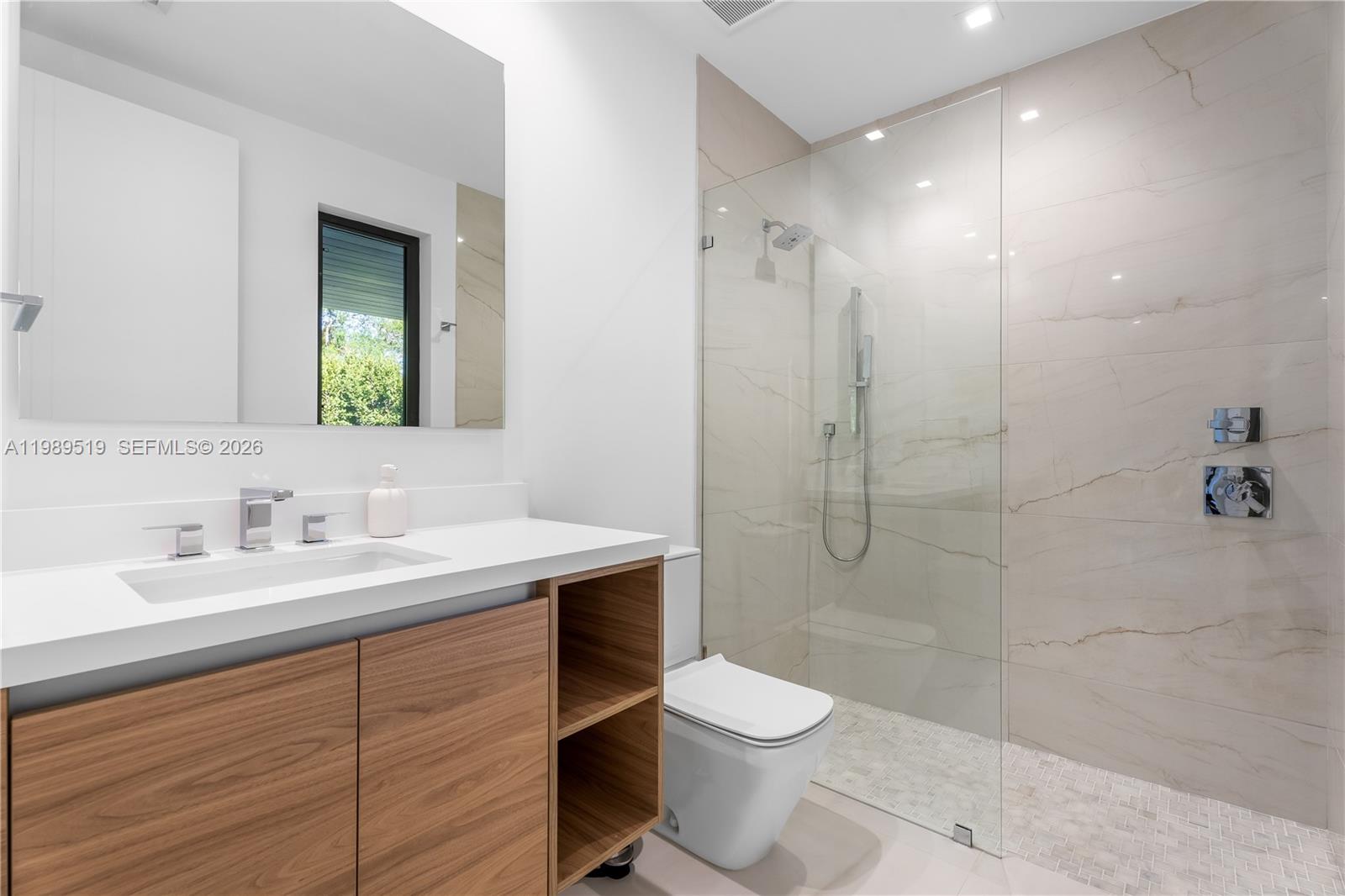 VICTORIA PLACE - Residential