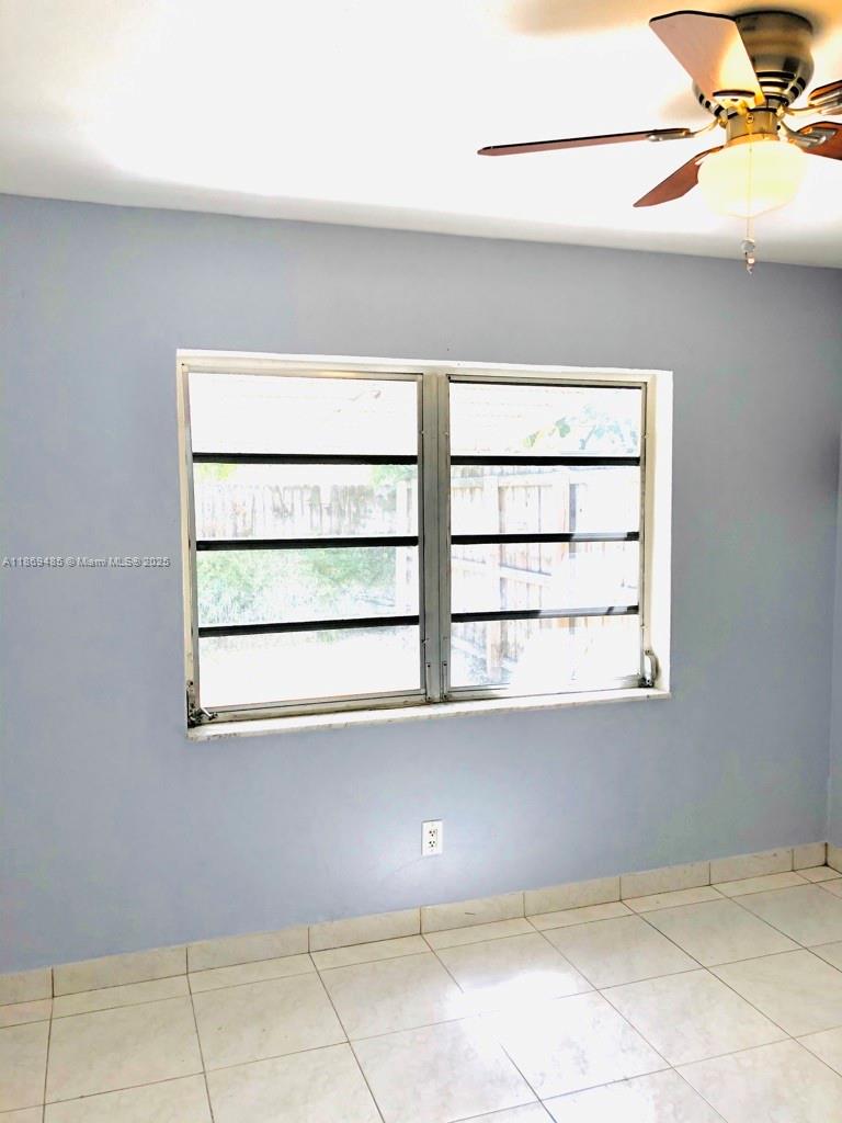 HIGHLAND SQUARE - Residential Lease