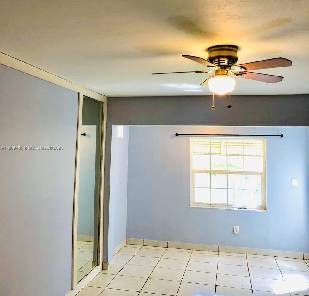 HIGHLAND SQUARE - Residential Lease