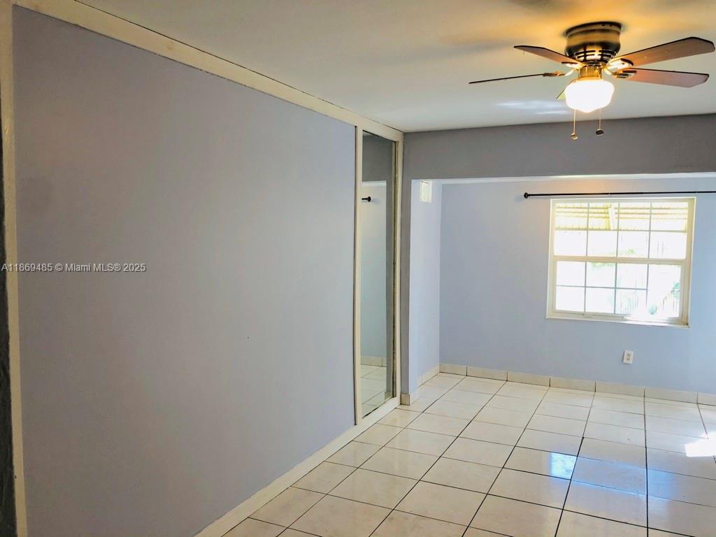 HIGHLAND SQUARE - Residential Lease