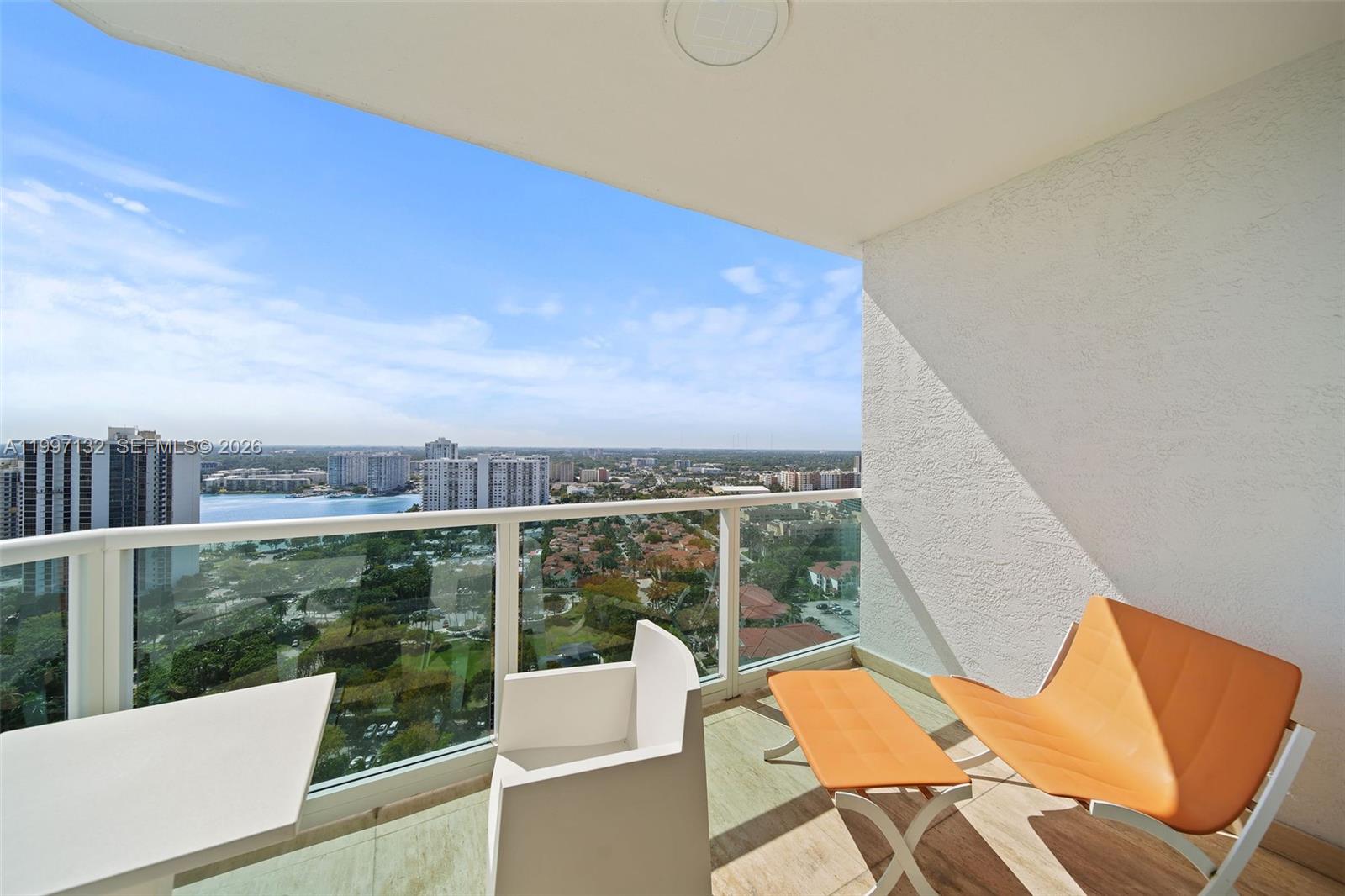 THE PENINSULA II CONDO - Residential Lease