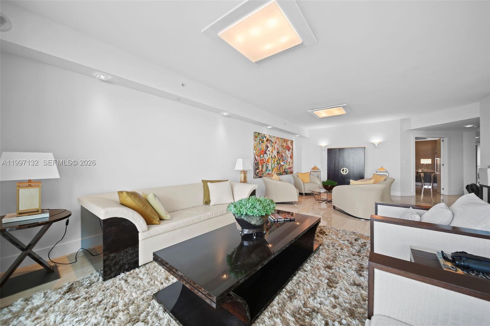 THE PENINSULA II CONDO - Residential Lease