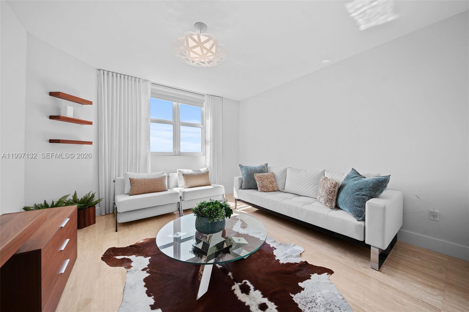 THE PENINSULA II CONDO - Residential Lease