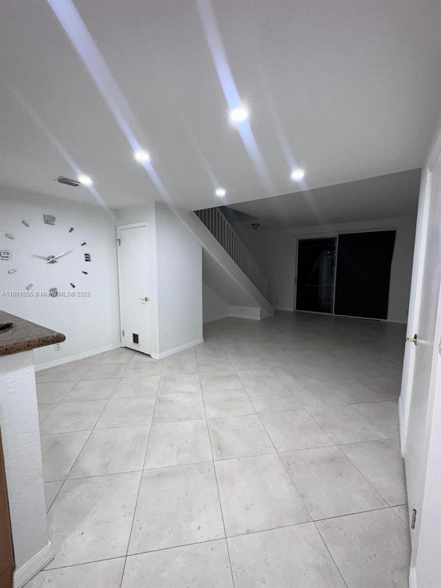 SAN REMO VILLAGE - Residential Lease