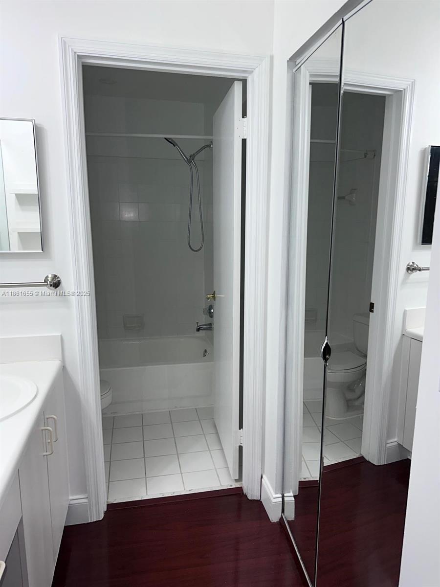 SAN REMO VILLAGE - Residential Lease