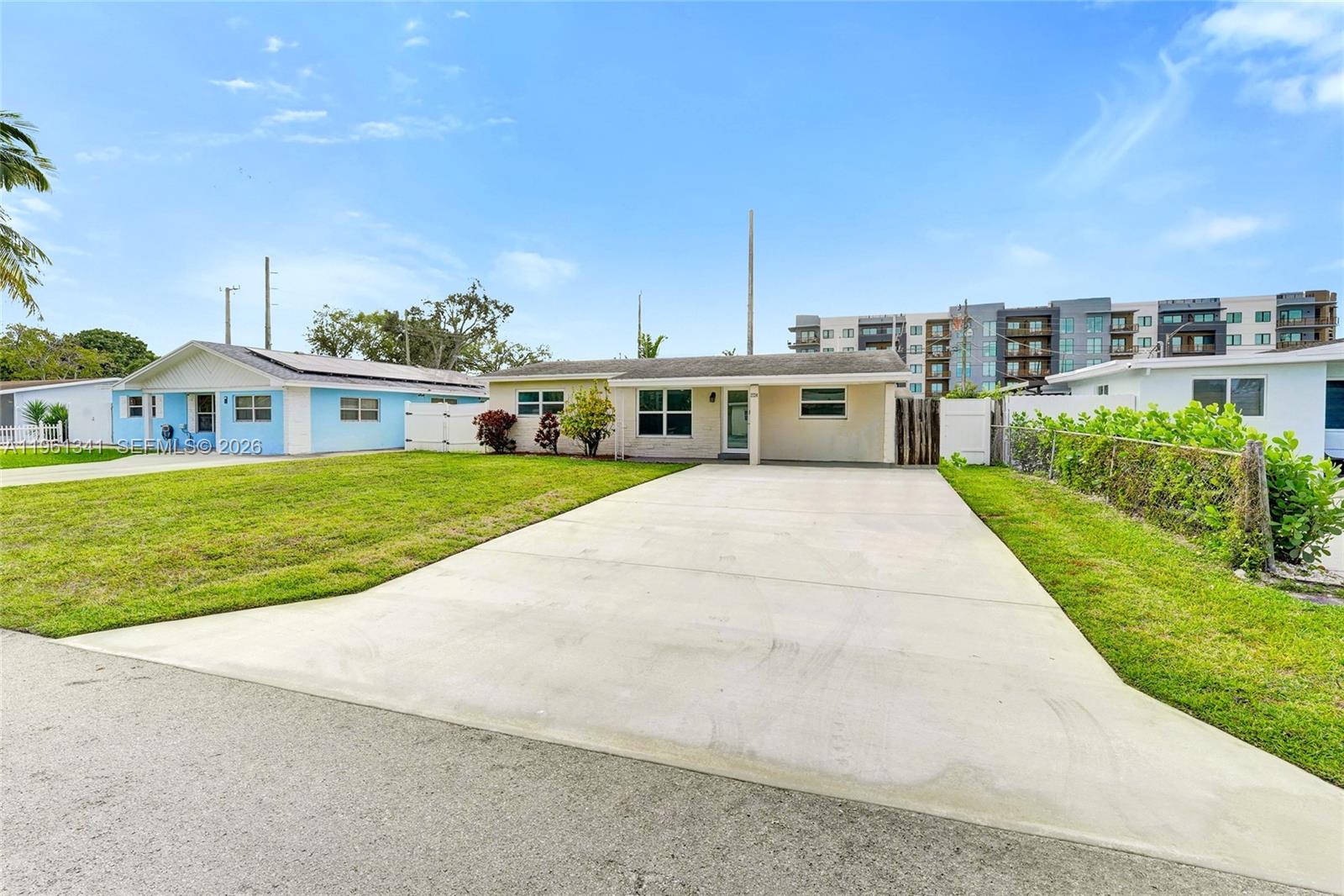 AVON HEIGHTS - Residential