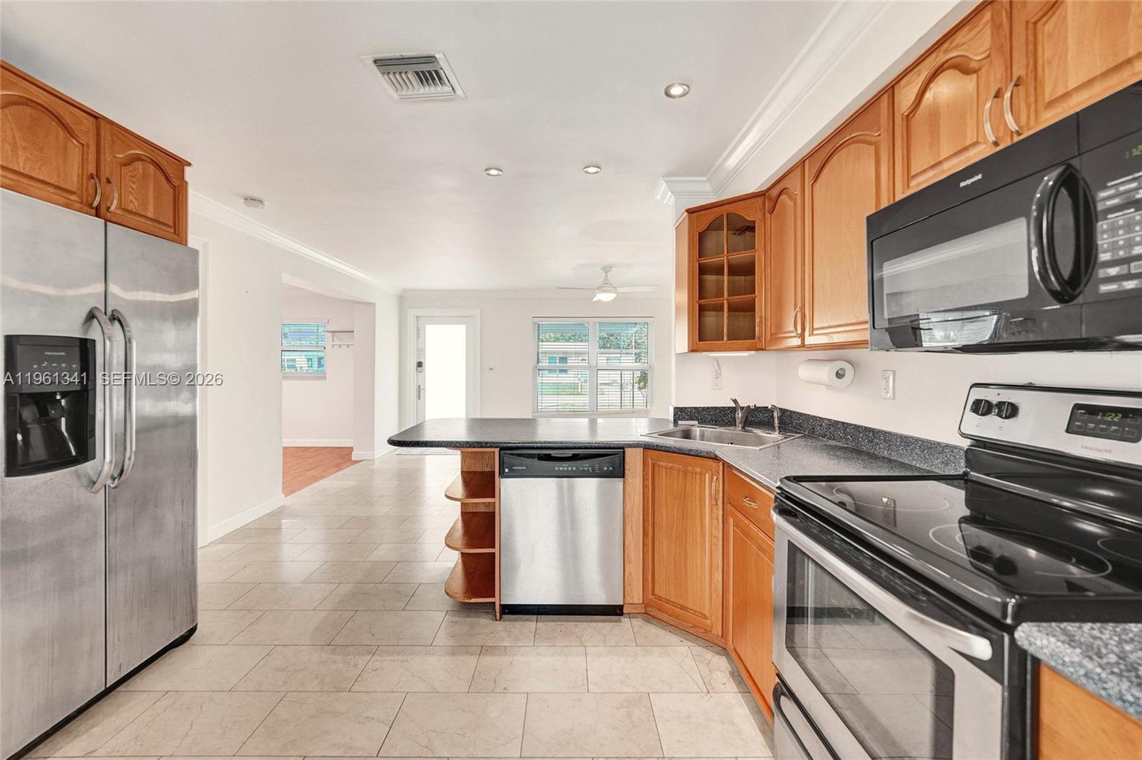 AVON HEIGHTS - Residential