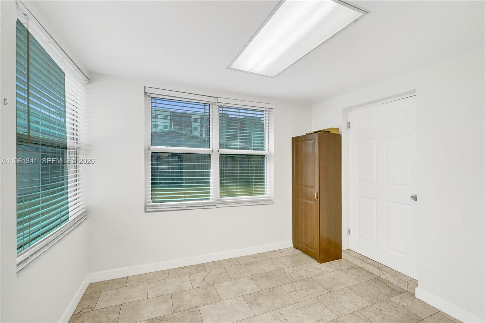 AVON HEIGHTS - Residential