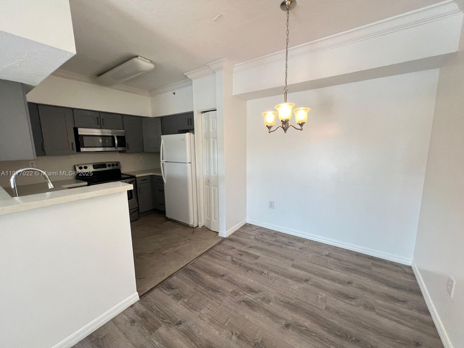 101 SW 117th Ave 7206