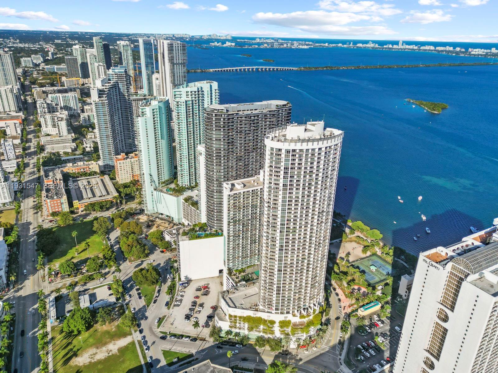 OPERA TOWER CONDO - Residential