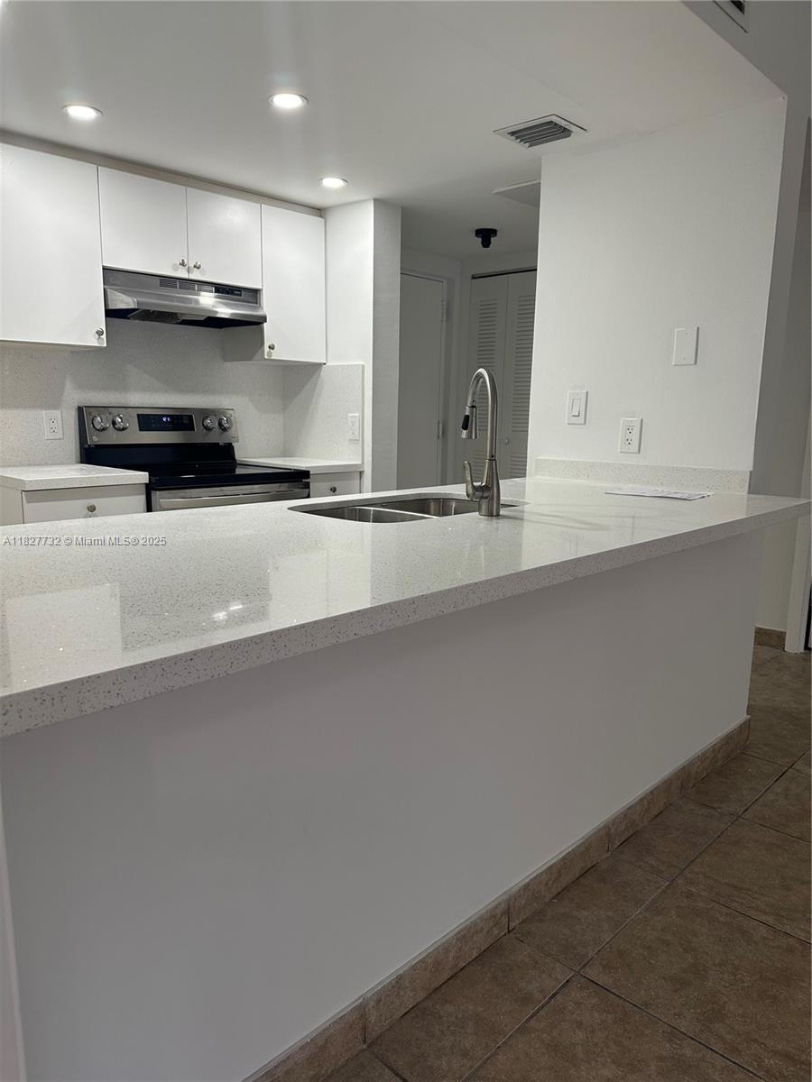 8100 Geneva Ct 142