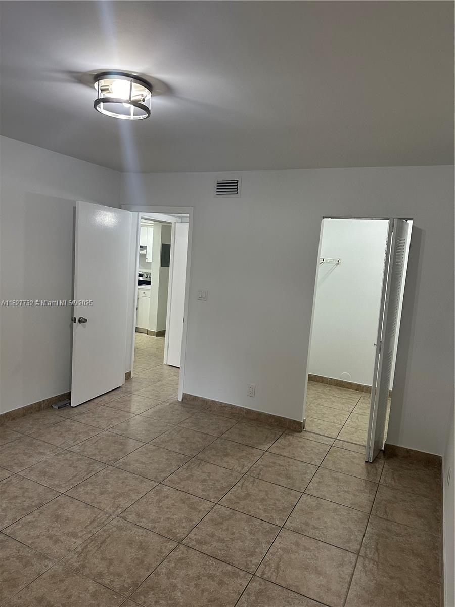 8100 Geneva Ct 142