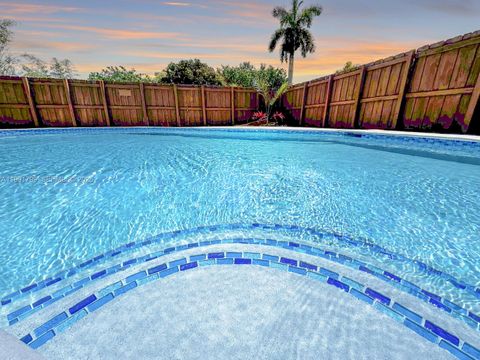 Photo of 2101 N 56th Ave, Hollywood, FL 33021 (MLS # A11991799)