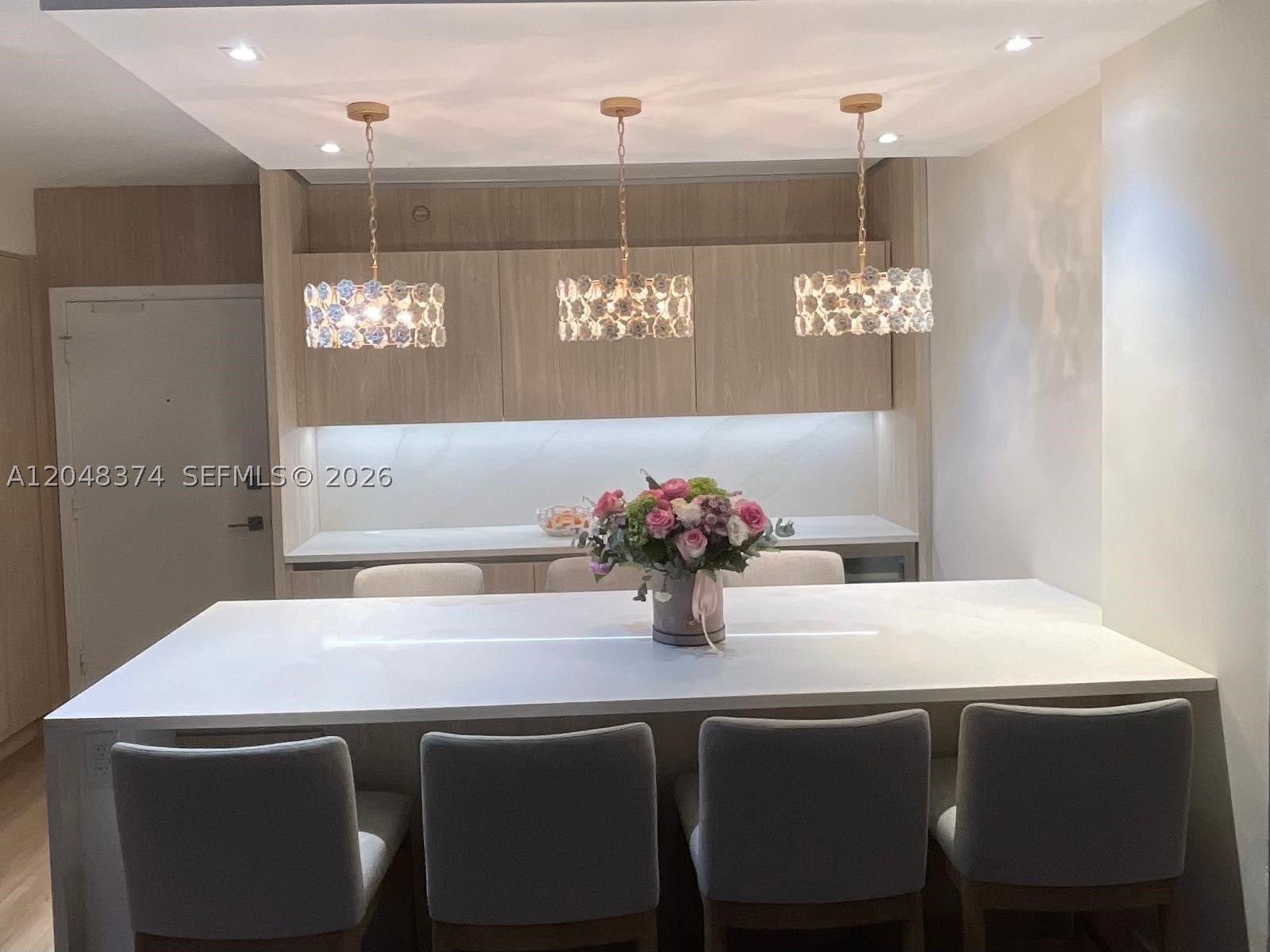 10275 Collins Ave 333