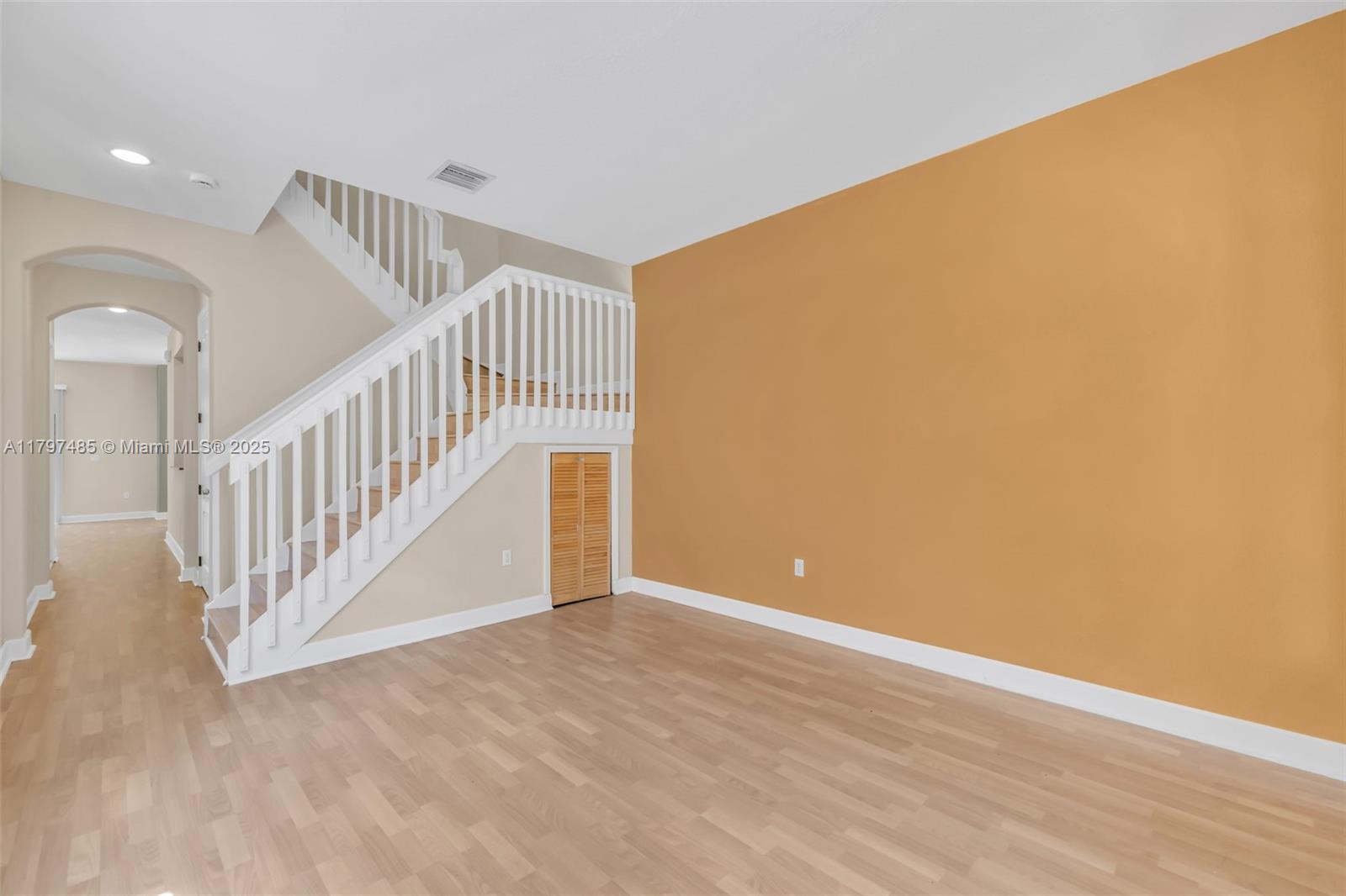 PINE ISLAND COMMERCIAL - Residential