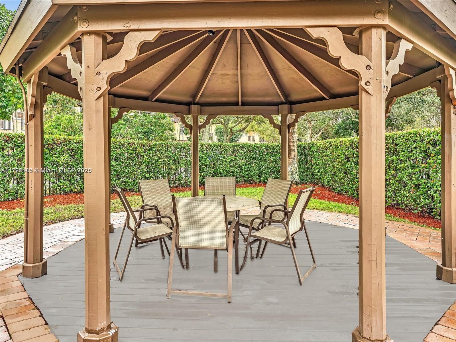 PINE ISLAND COMMERCIAL - Residential