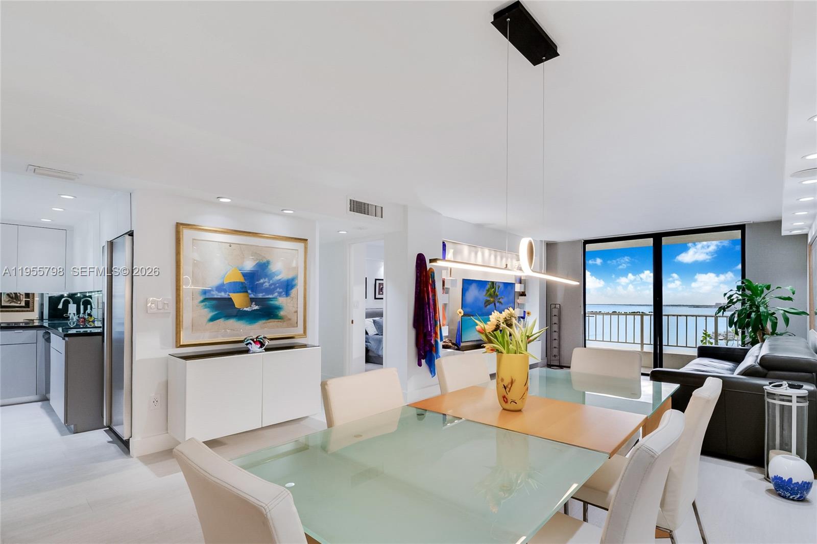 BRICKELL HARBOUR CONDO - Residential
