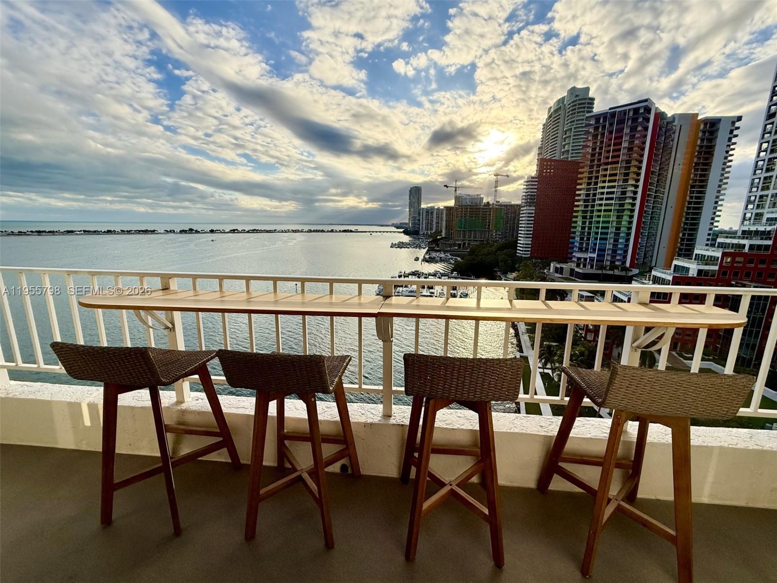 BRICKELL HARBOUR CONDO - Residential