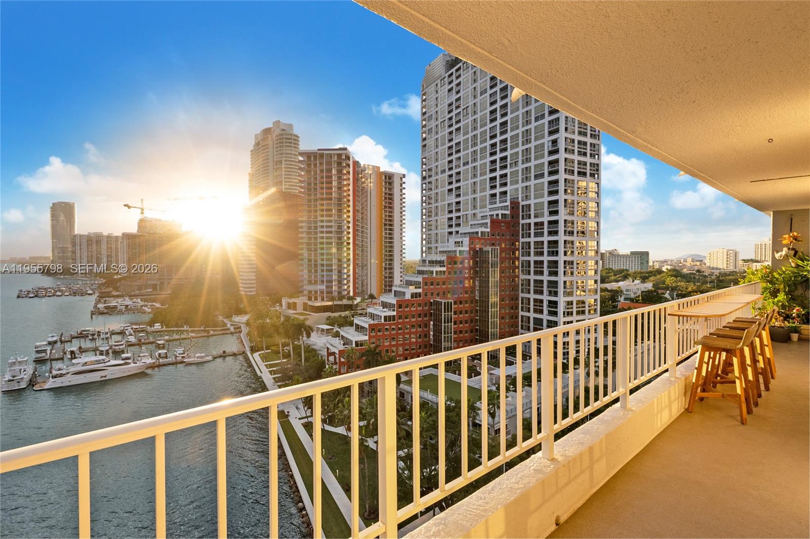 BRICKELL HARBOUR CONDO - Residential