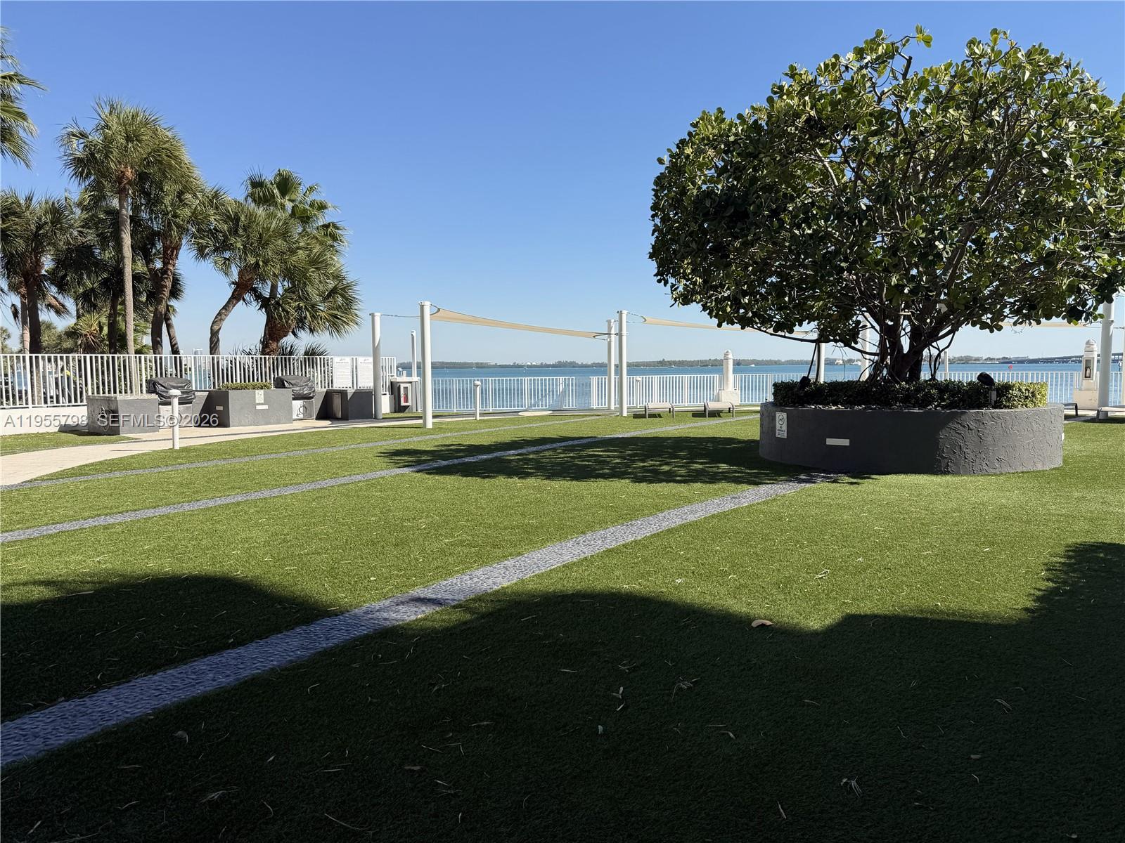 BRICKELL HARBOUR CONDO - Residential