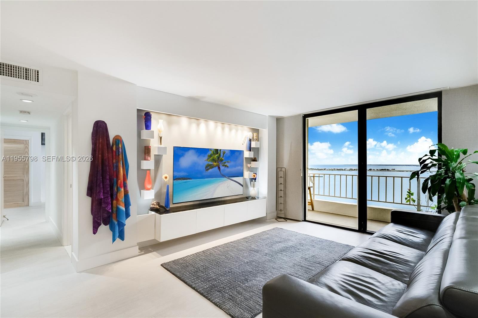 BRICKELL HARBOUR CONDO - Residential