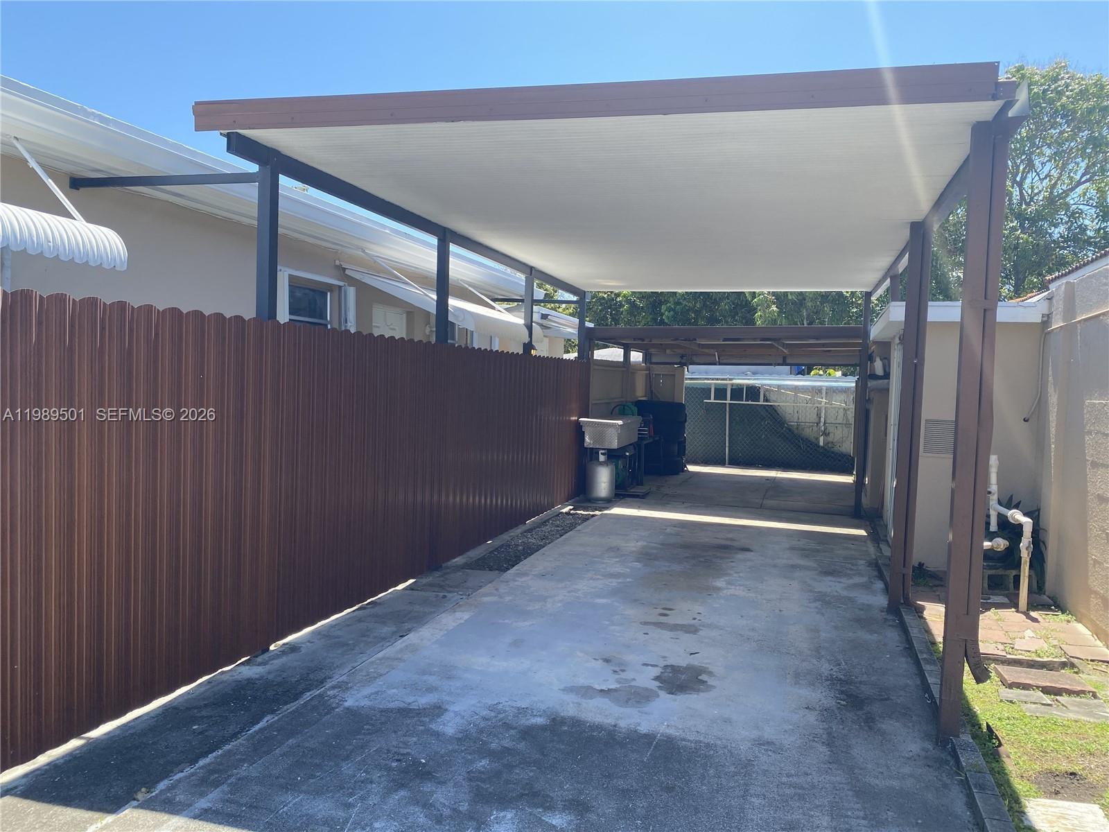 TAMIAMI PINES - Residential Income