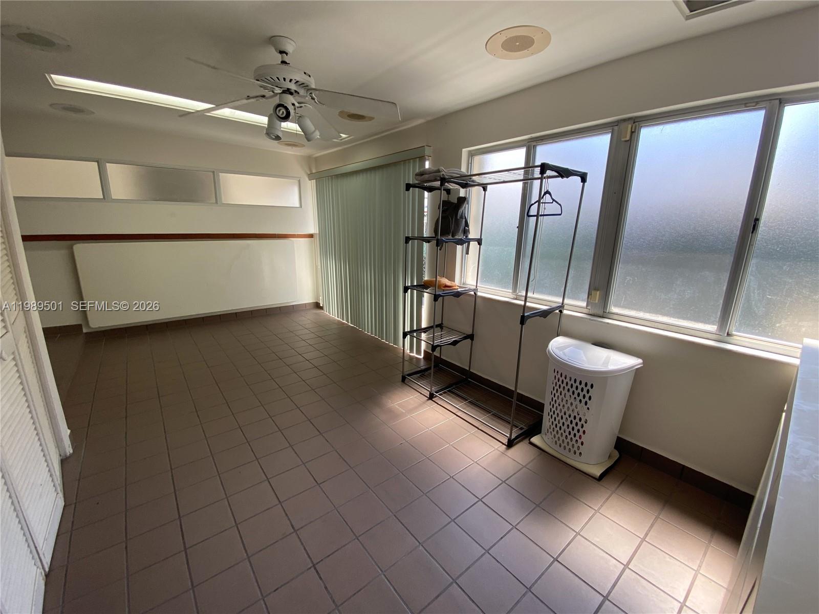 TAMIAMI PINES - Residential Income