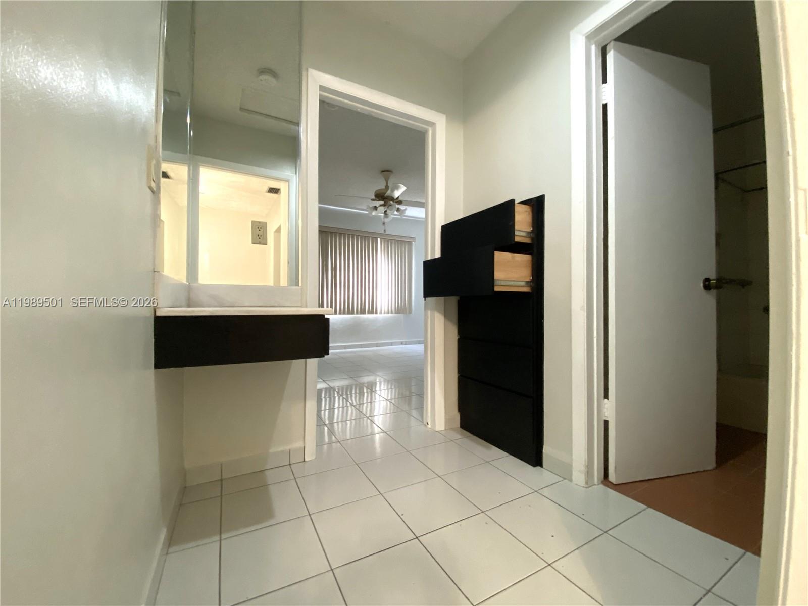 TAMIAMI PINES - Residential Income