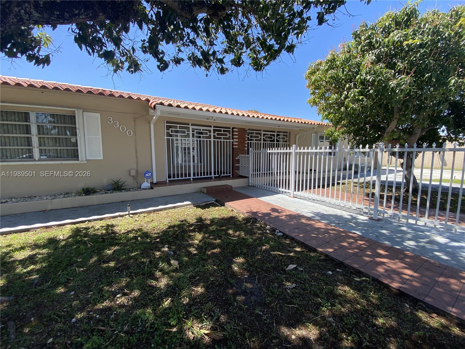 TAMIAMI PINES - Residential Income