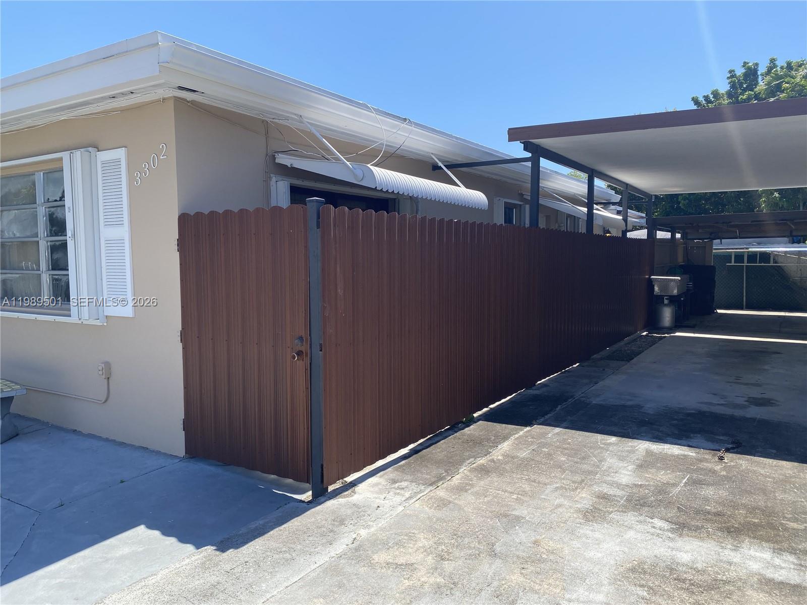 TAMIAMI PINES - Residential Income