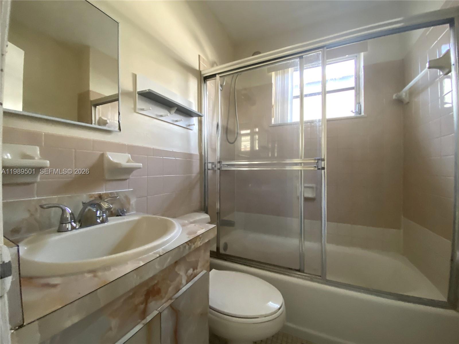 TAMIAMI PINES - Residential Income