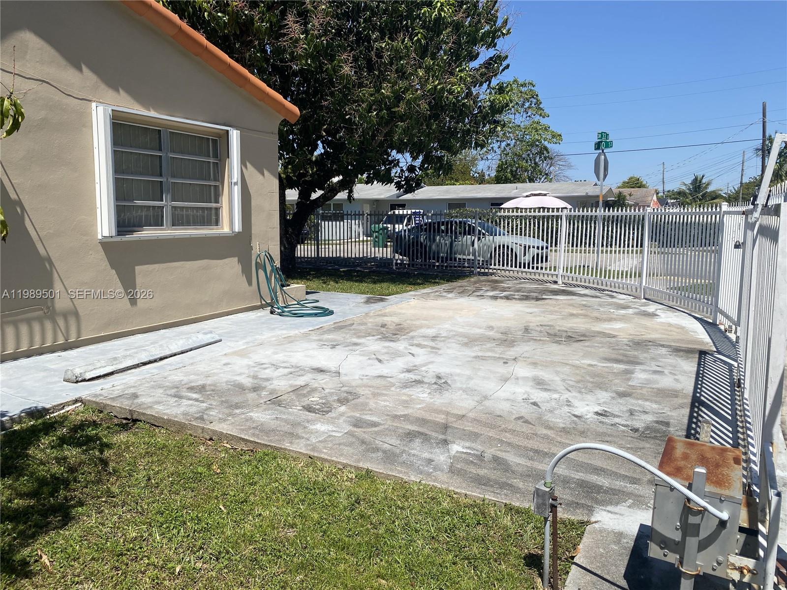 TAMIAMI PINES - Residential Income