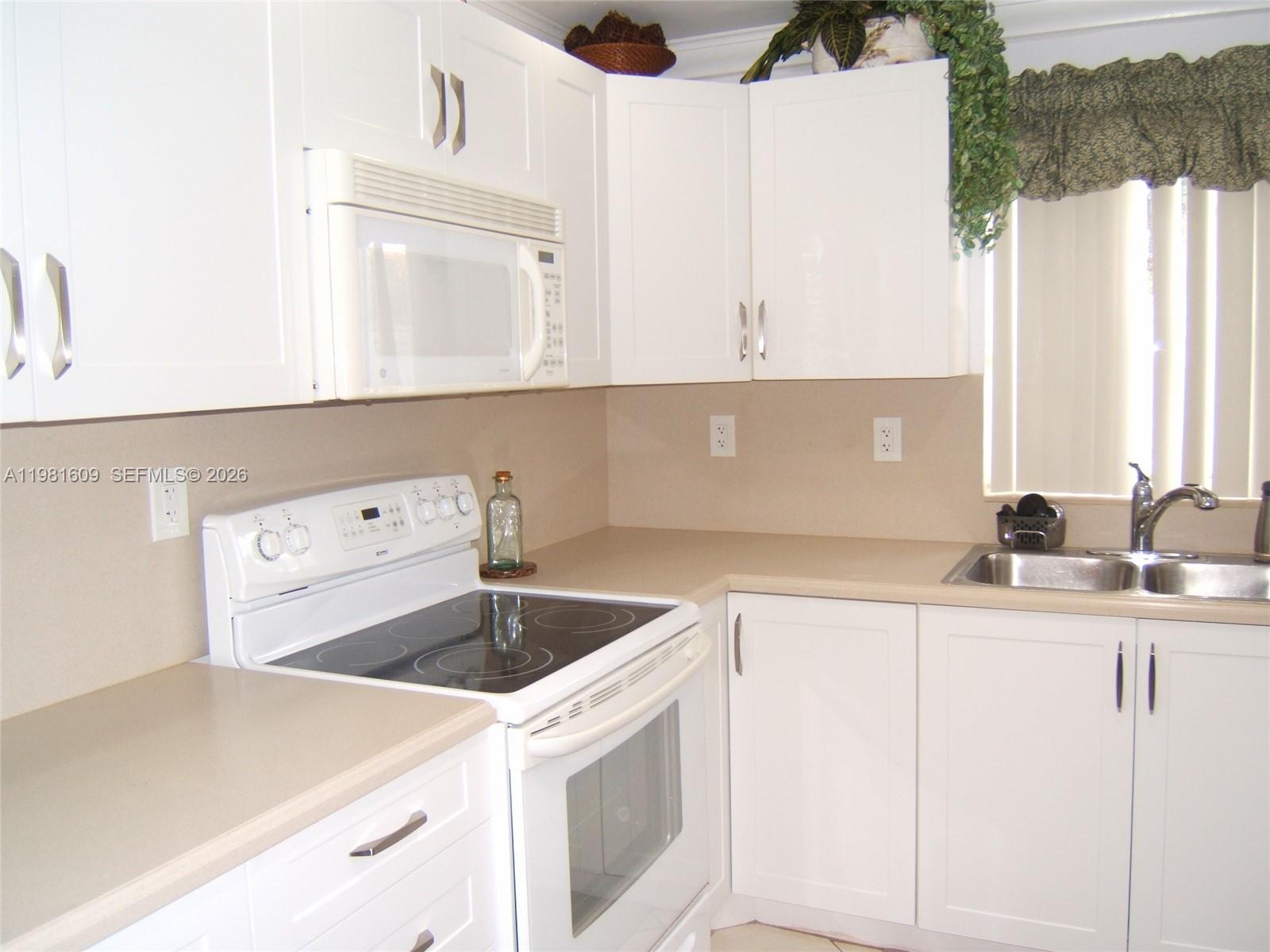 OLD CUTLER COVE ADDN - Residential