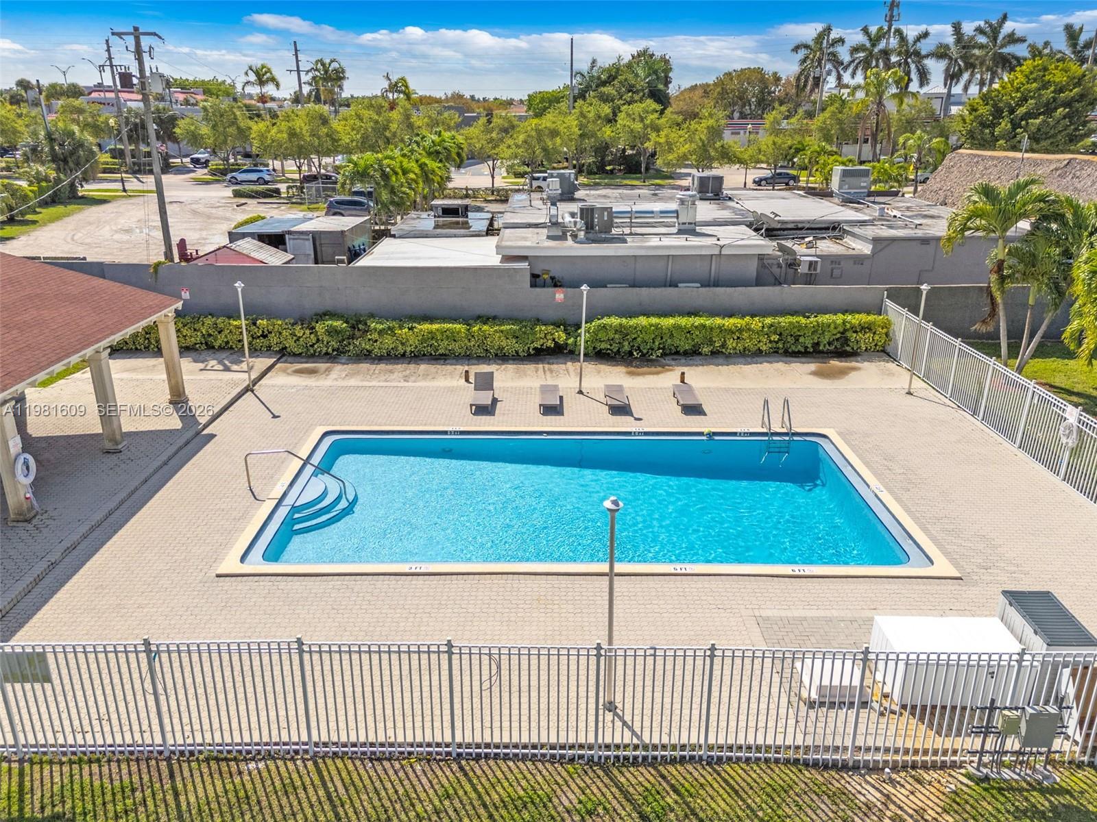 OLD CUTLER COVE ADDN - Residential