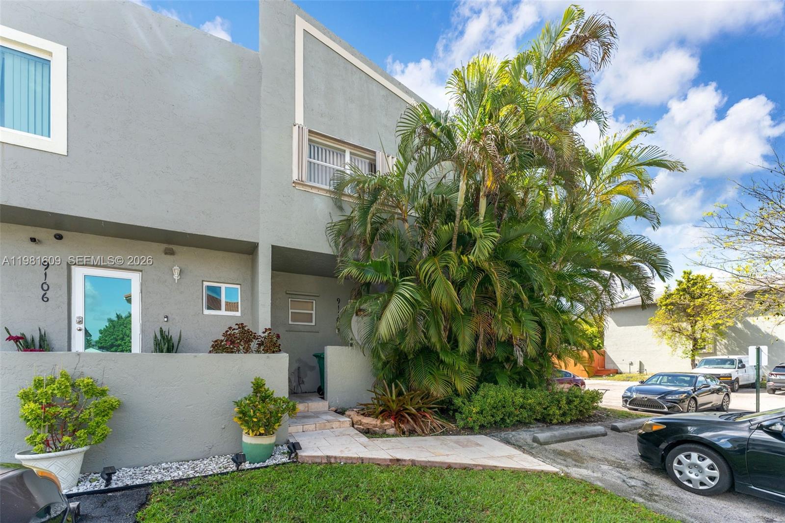 OLD CUTLER COVE ADDN - Residential