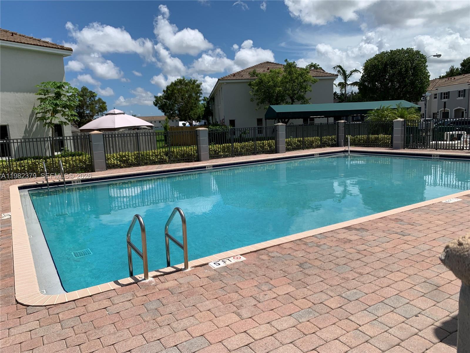 VENETIA GROVE - Residential Lease