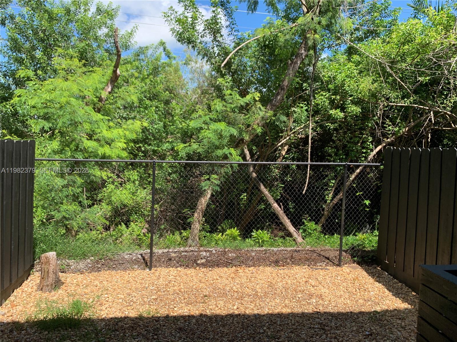 VENETIA GROVE - Residential Lease