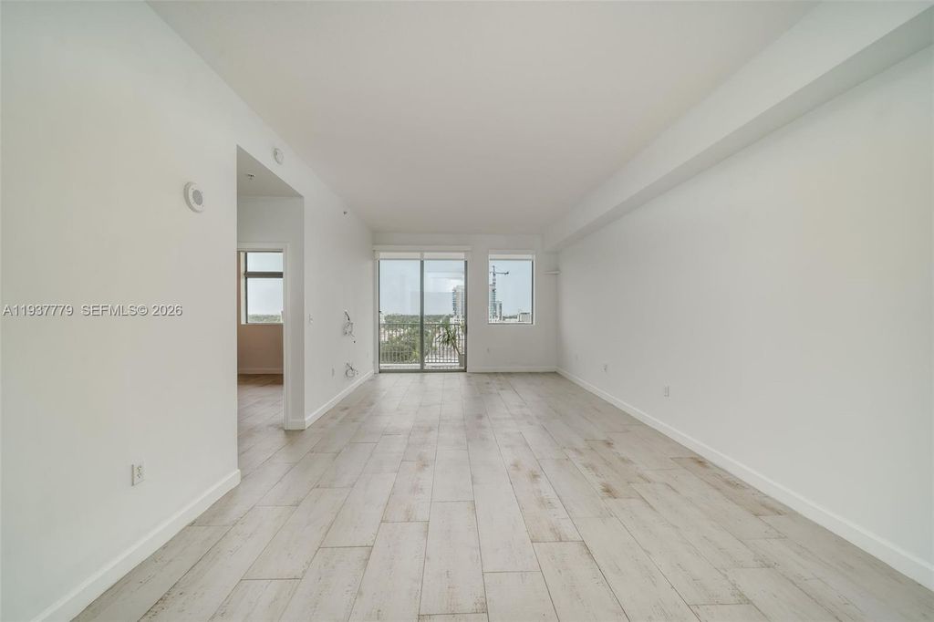Photo of 140 S Dixie Hwy #1011, Hollywood, FL 33020 (MLS # A11937779)