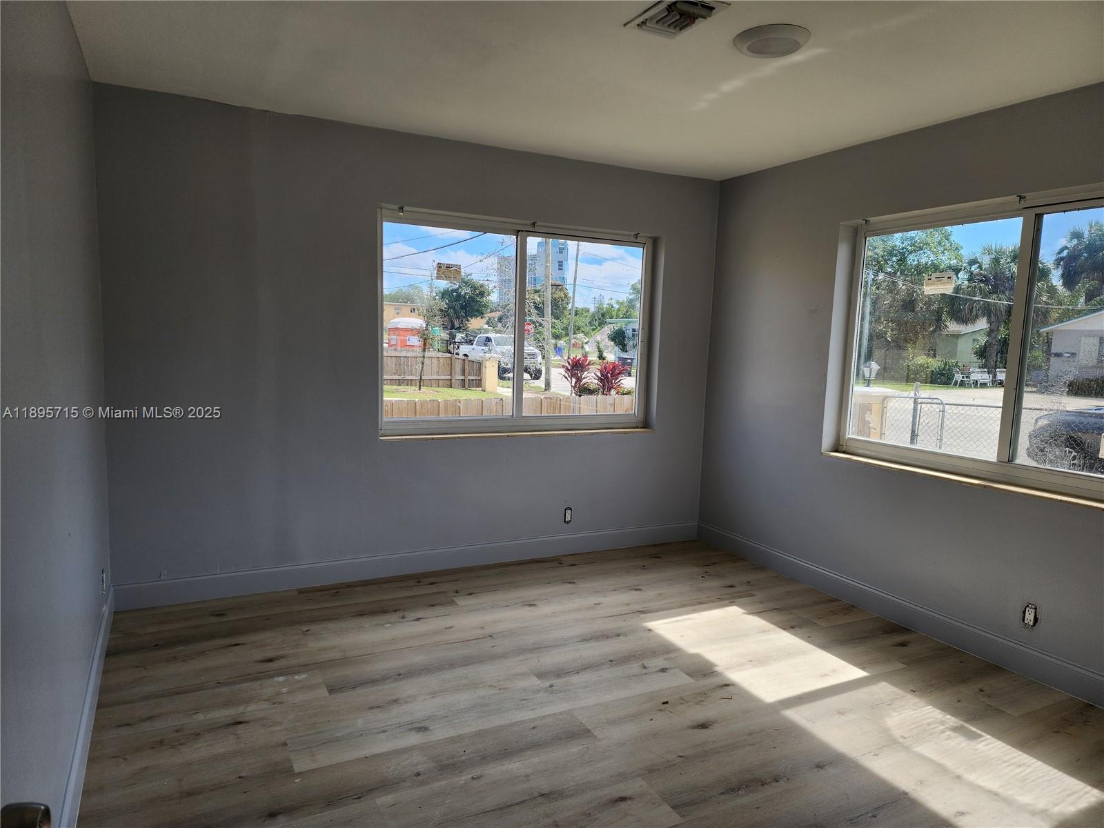 LAKE AVE ADD TO WPB - Residential Lease