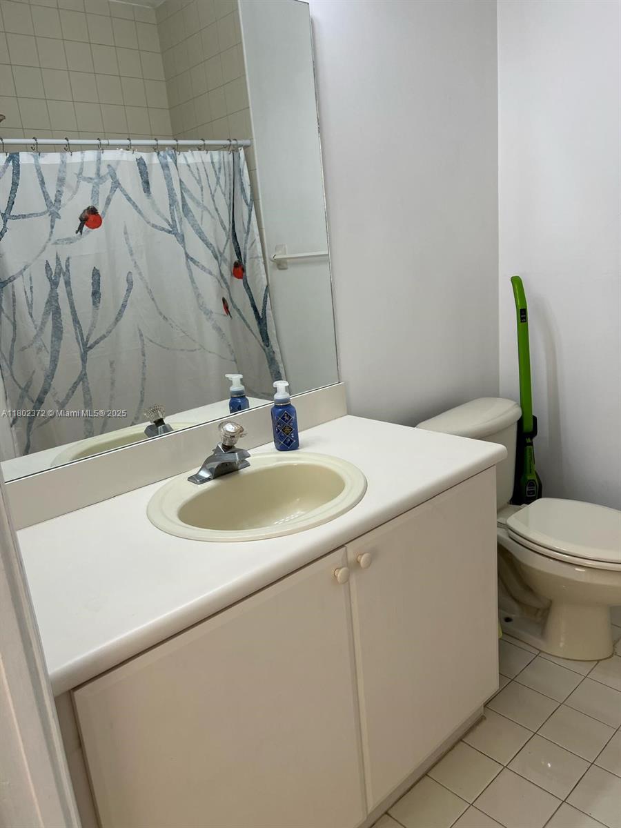 Address Not Disclosed, Hialeah, Miami-Dade County, Florida - 3 Bedrooms  
2 Bathrooms - 