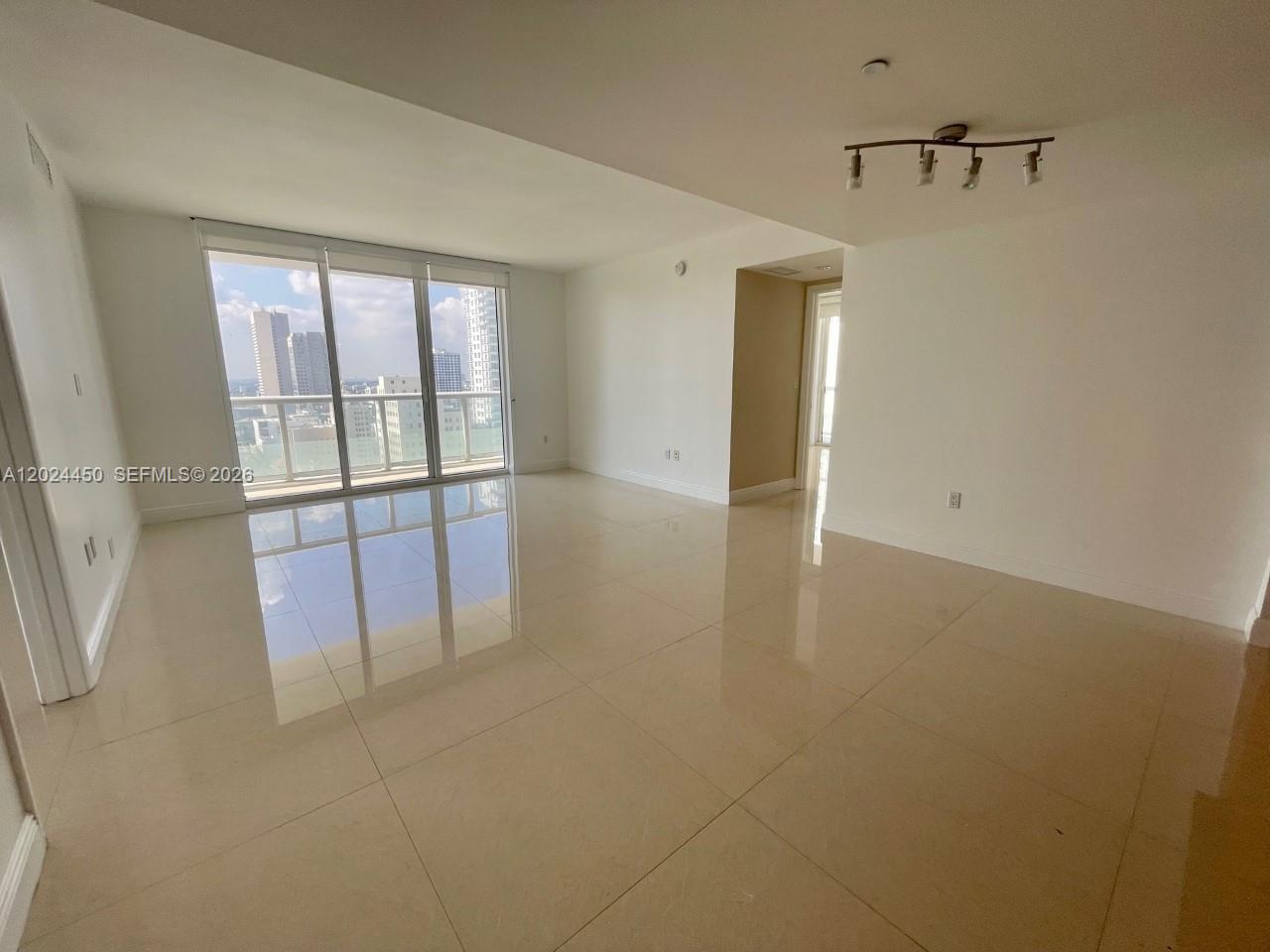 50 BISCAYNE CONDO - Residential