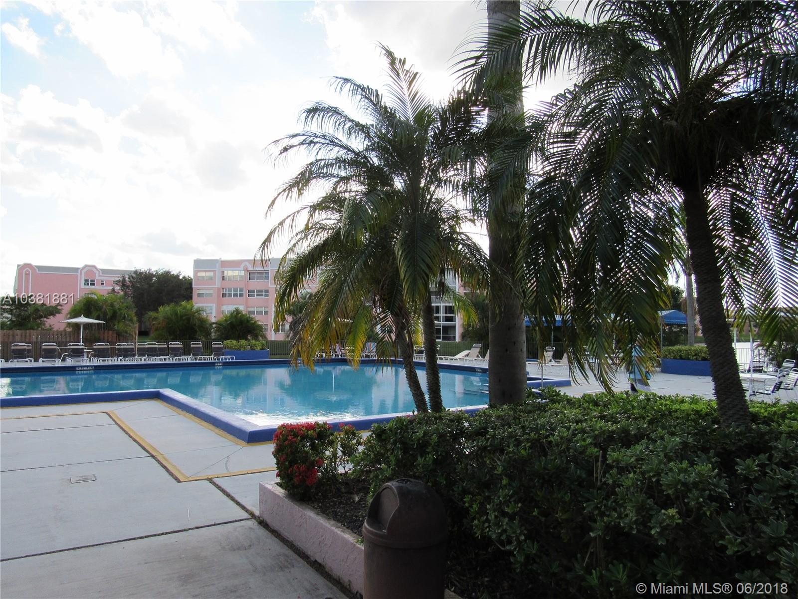 SUNRISE LAKES 187 CONDO - Residential