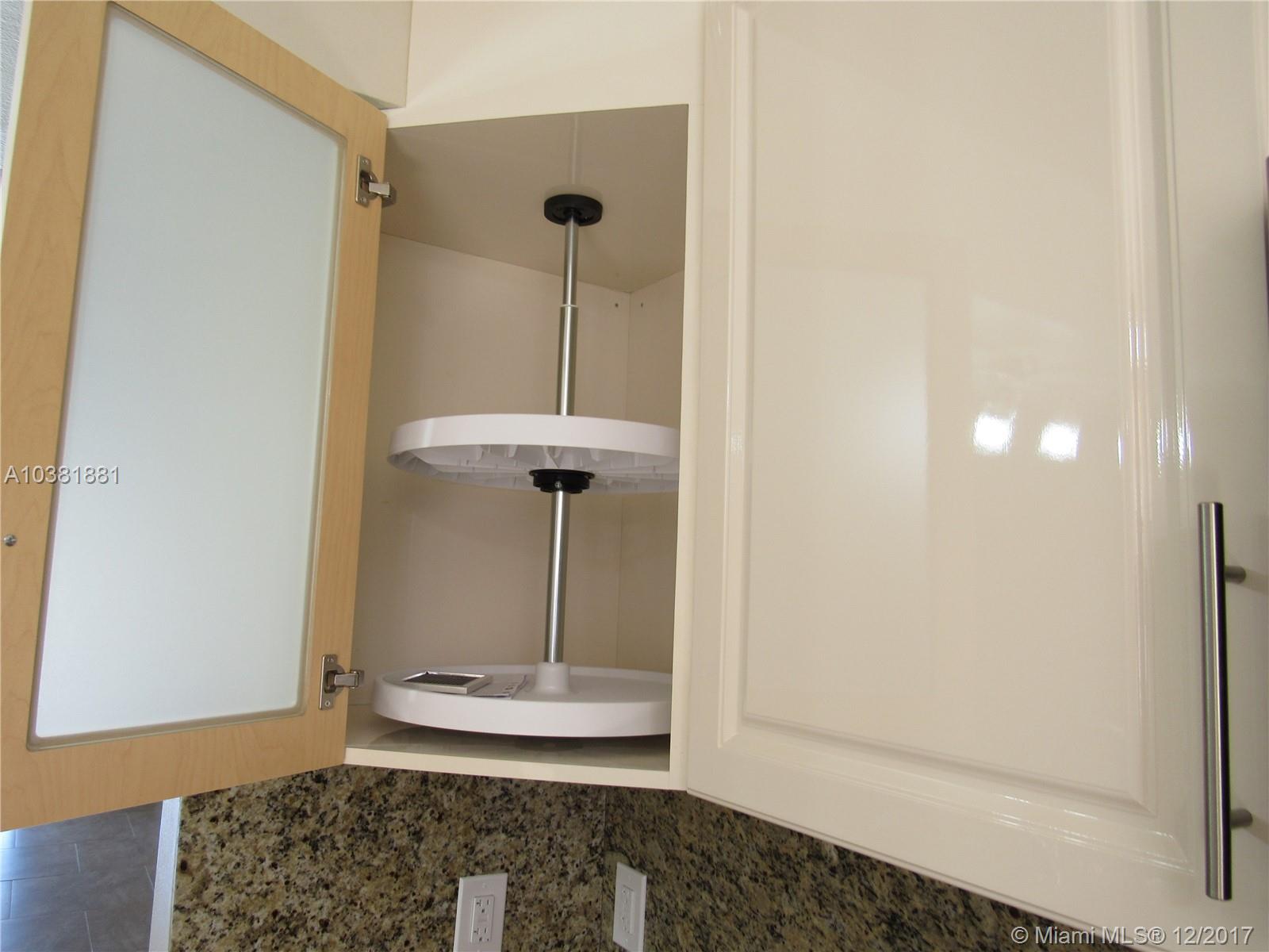 SUNRISE LAKES 187 CONDO - Residential