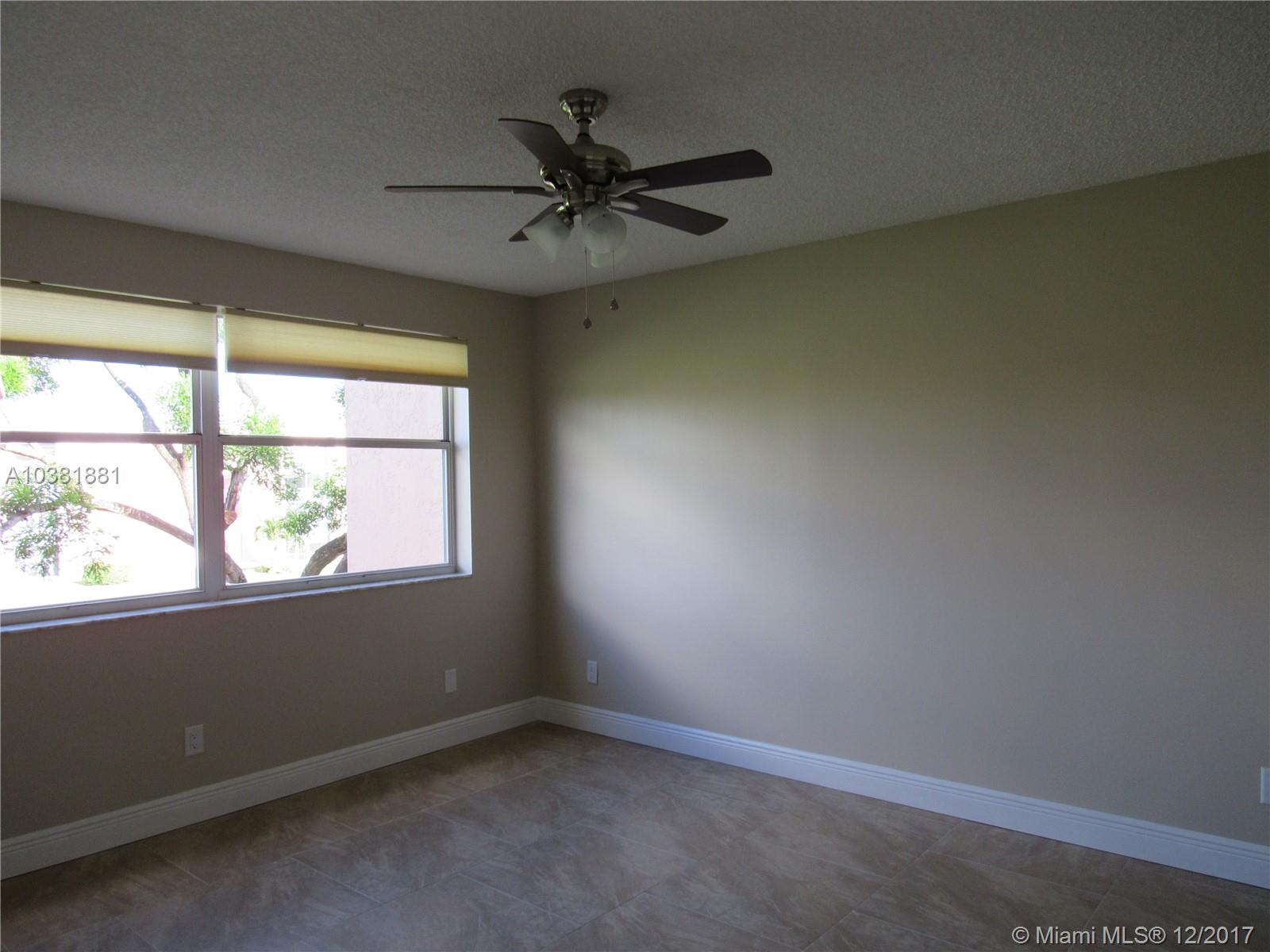 SUNRISE LAKES 187 CONDO - Residential