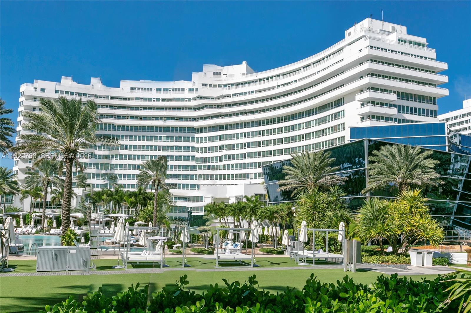 FONTAINEBLEAU III OCEAN C - Residential