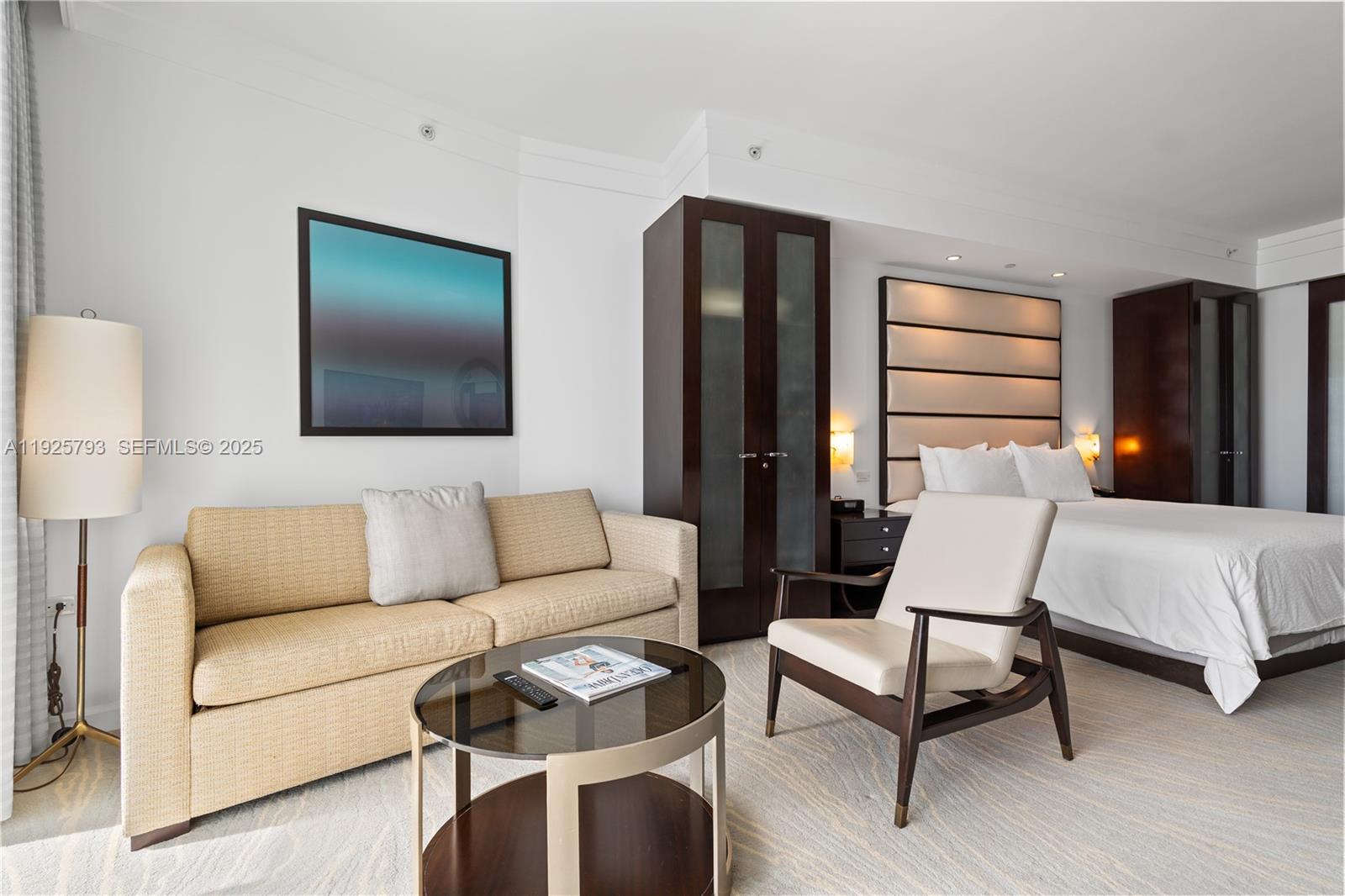 FONTAINEBLEAU III OCEAN C - Residential