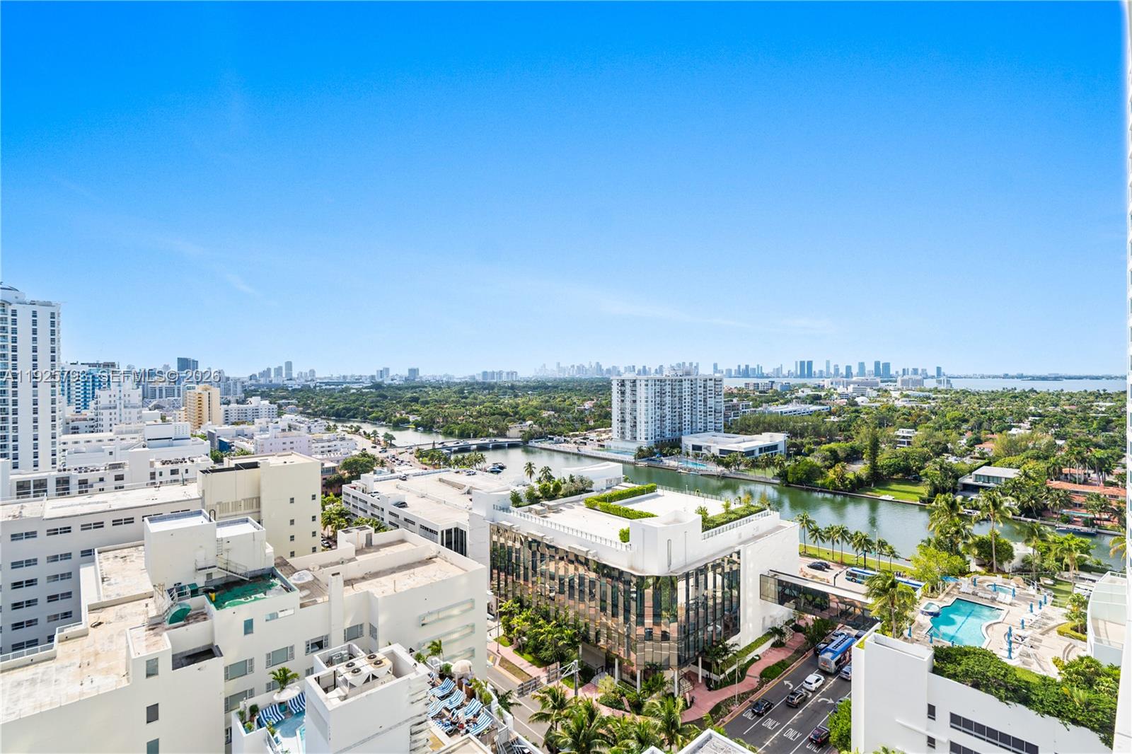 FONTAINEBLEAU III OCEAN C - Residential