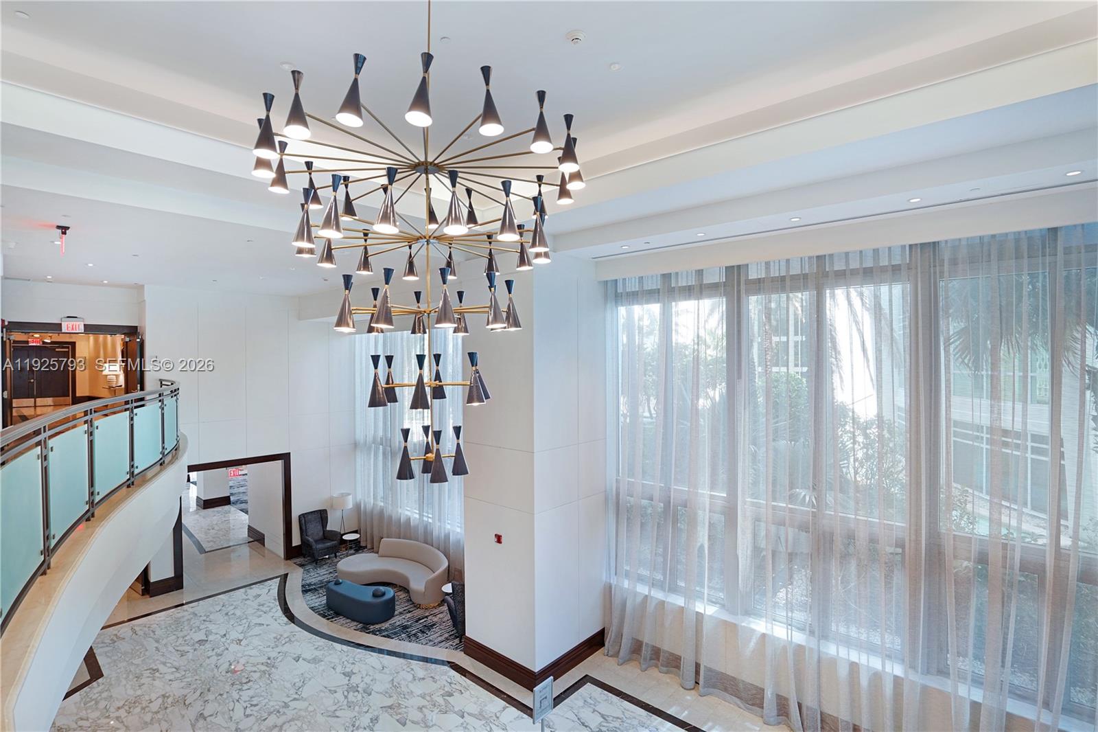 FONTAINEBLEAU III OCEAN C - Residential
